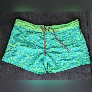 Patagonia Wayfarer Board Shorts Women’s Size‎ 12